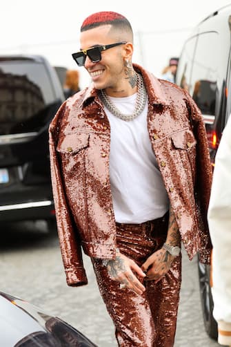 PARIS, FRANCE - JANUARY 19: Sfera Ebbasta attends the Louis Vuitton Menswear Fall-Winter 2023-2024 show as part of Paris Fashion Week  on January 19, 2023 in Paris, France. (Photo by Jacopo Raule/GC Images)