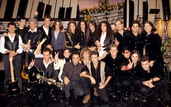 Sanremo, 1994
Sanremo Giovani
- Pippo Baudo, Dhamm, Deco, Gigi Finizio, Daniele Silvestri, Gianluca Grignani, Rossella Marcone, Neri Per Caso, Mara, Rockgalileo, Prefisso, Massimo Di Cataldo, Fedele Bocassini, Fabrizio Consoli, Flavia Astolfi, Gloria
©fotostore