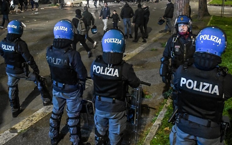 scontri_polizia_ipa