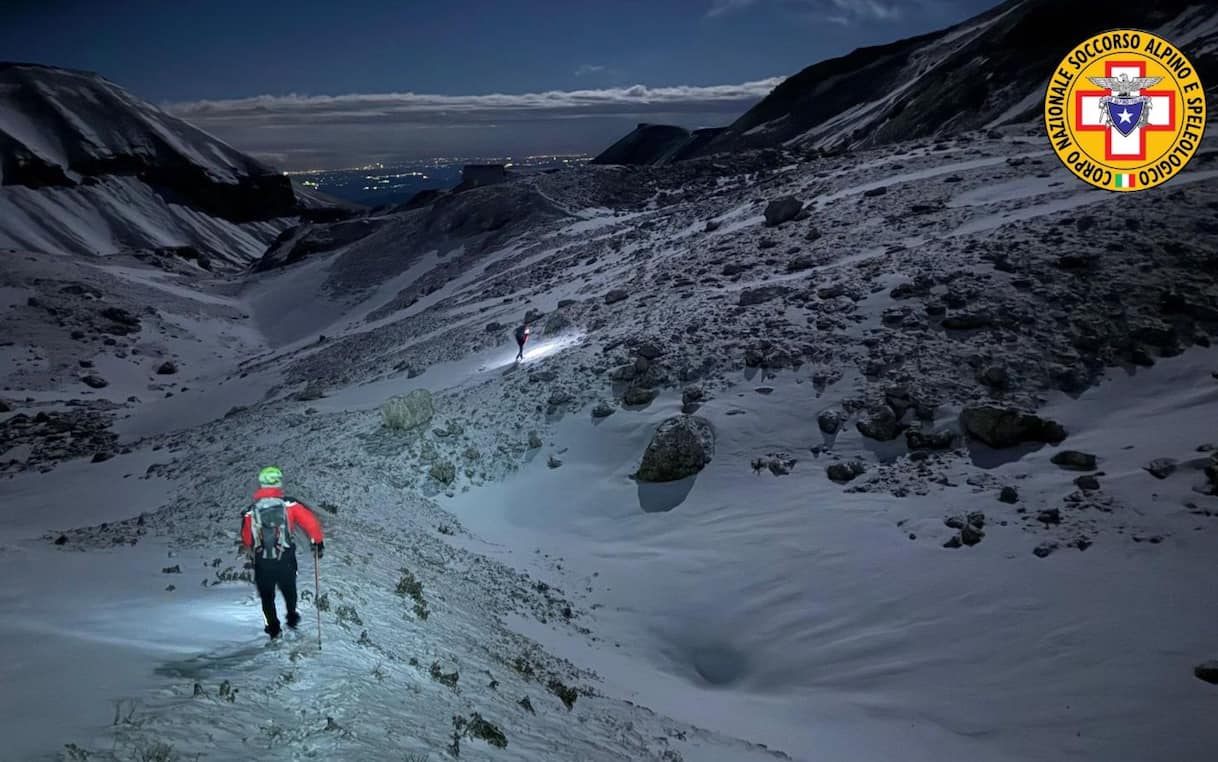 Valanga in Alto Adige, le ricerche dei dispersi sospese a causa della nebbia