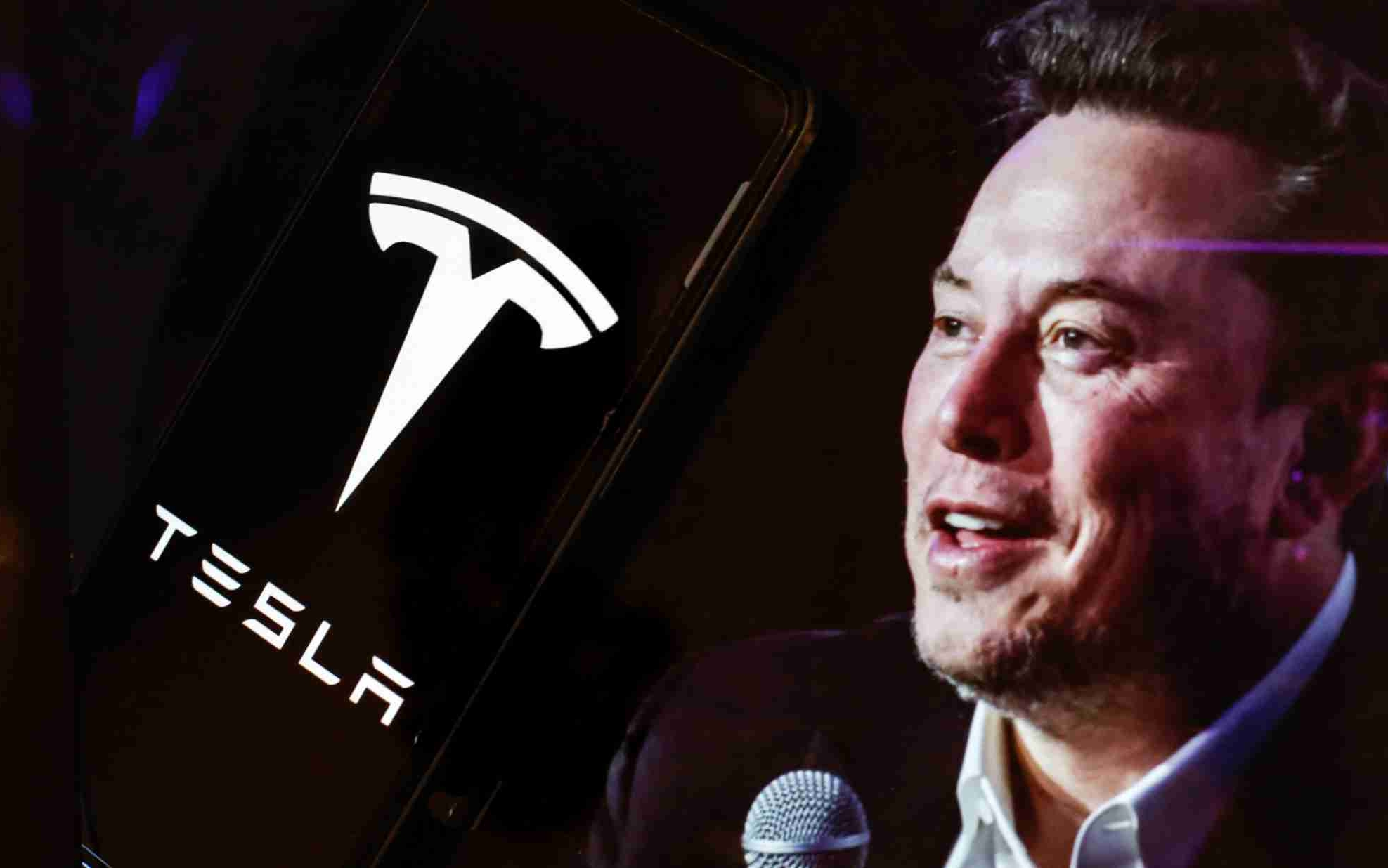 Musk annuncia che la sua startup 'xAi' ha acquistato il social X | Sky TG24