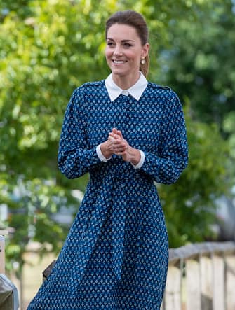 Norfolk, Kate e William durante una visita al Queen Elizabeth Hospital di King's Lynn durante i festeggiamenti per il 72° compleanno del NHS.