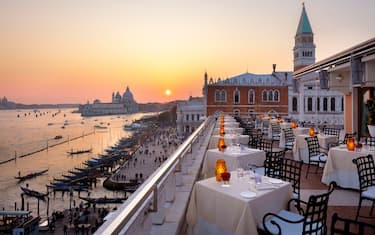 San Valentino 2023, viaggio tra i 20 ristoranti più romantici di Venezia