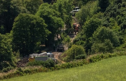 Grave incidente in Scozia, treno deragliato vicino Aberdeen. FOTO