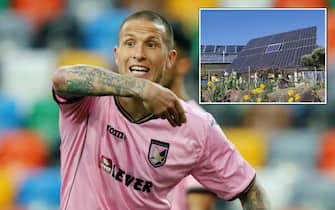 Udine, Friuli Venezia Giulia. 19th Mar, 2017. Palermo's defender Michel Morganella gestures during the Serie A football match between Udinese Calcio v US Citta di Palermo at Dacia Arena Stadium on 19th March, 2017. Credit: Andrea Spinelli/Alamy Live News