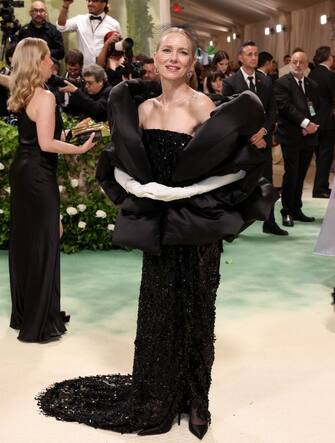 29_met_gala_2024_look_red_carpet_getty - 1
