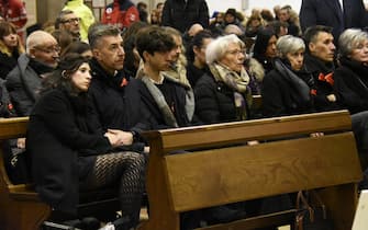 La famiglia di Giulia Cecchettin durante i funerali della ragazza nella Basilica di Santa Giustina a Padova, 5 dicembre 2023. ANSA/UFFICIO STAMPA DIOCESI +++ NO SALES, EDITORIAL USE ONLY +++ NPK +++