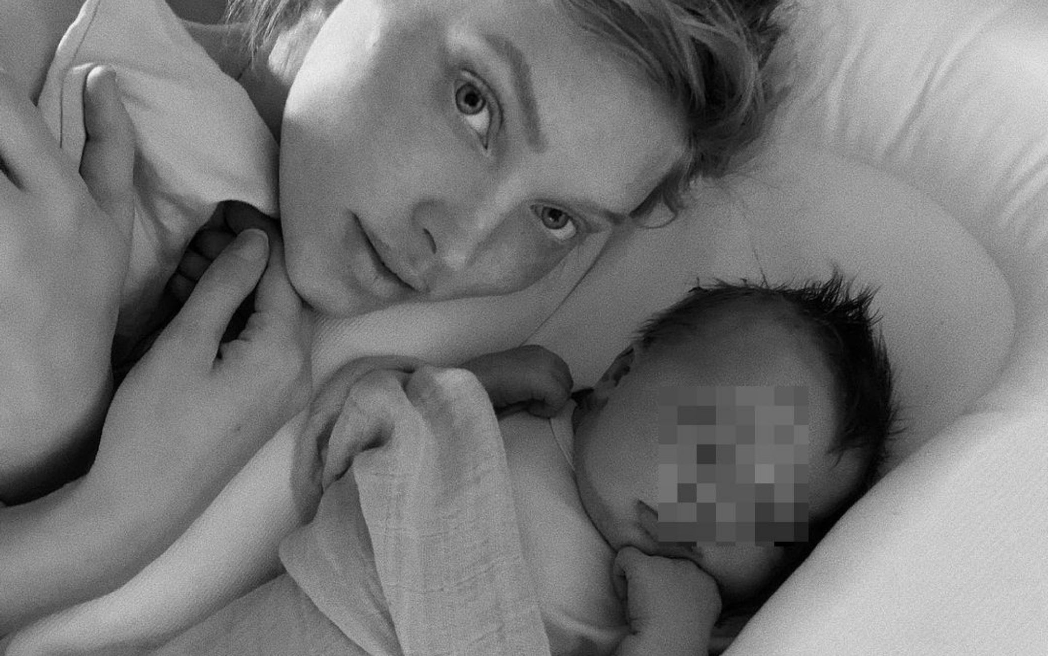 Elsa Hosk e figlia