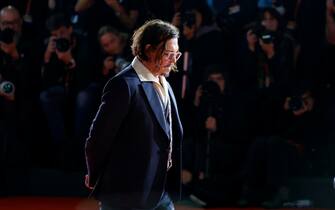 US actor and director Jonny Depp arrives for the screening of the movie  Modì   Three days on the wing of madness (Modì   Tre giorni sulle ali della follia)  at the 19th annual Rome International Film Fest in Rome, Italy, 26 October 2024. The Festa del Cinema di Roma runs from 16 to 27 October 2024. ANSA/FABIO FRUSTACI