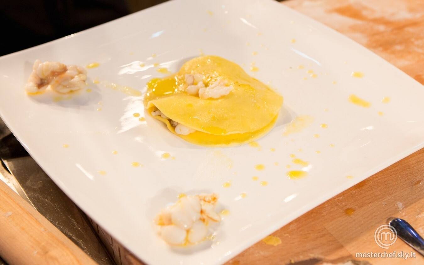 Raviolo di pesce aperto