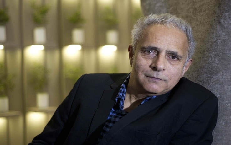 epa04486791 British writer Hanif Kureishi, poses for the photographer during the presentation of his latest novel 'The last word', in Barcelona, northeastern Spain, 12 November 2014.  EPA/MARTA PEREZ