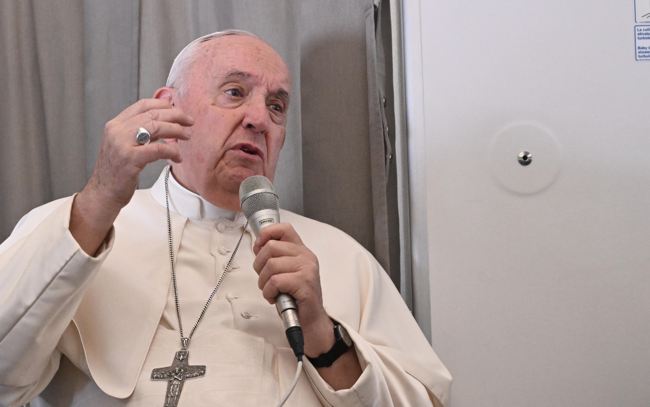 C Troppa Frociaggine Papa Francesco Si Scusa Chiesa Spazio Per C Troppa Frociaggine Papa Francesco Si Scusa Chiesa Spazio Per