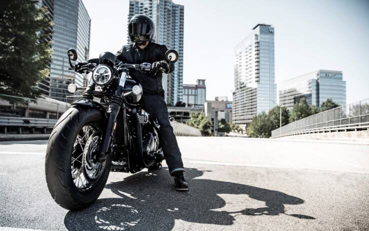 Triumph bobber black matt on sale