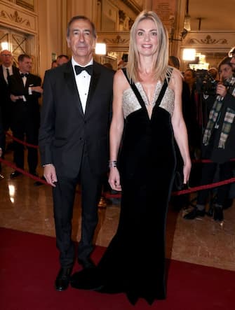 30_teatro_alla_scala_prima_2023_look_getty - 1