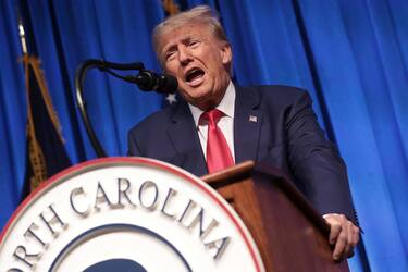 GREENSBORO, NORTH CAROLINA - JUNE 10: Republican presidential candidate former U.S. President Donald Trump delivers remarks June 10, 2023 in Greensboro, North Carolina. Trump spoke during the North Carolina Republican party s annual state convention two days after becoming the first former U.S. president indicted on federal charges.   Win McNamee/Getty Images/AFP (Photo by WIN MCNAMEE / GETTY IMAGES NORTH AMERICA / Getty Images via AFP)