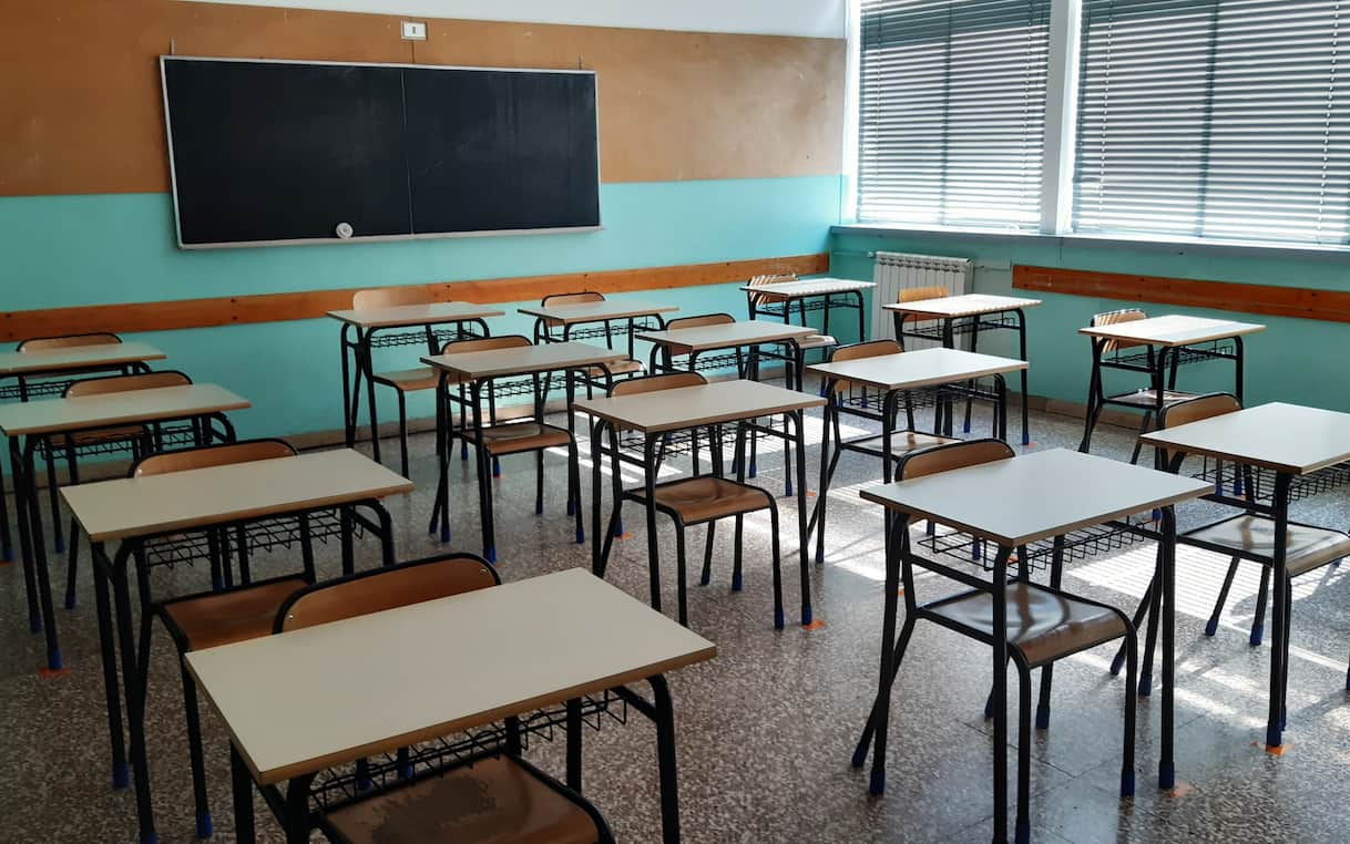 Stipendi docenti, si tratta per il rinnovo del contratto: le ipotesi di aumenti Stipendi docenti, si tratta per il rinnovo del contratto: le ipotesi di aumenti