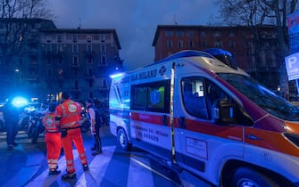 I soccorsi dopo gli accoltellamenti a Milano