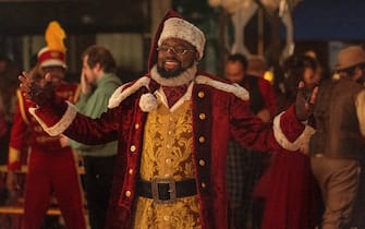 Lil Rel Howery as Nick in DASHING THROUGH THE SNOW, exclusively on Disney+. Photo by Steve Dietl. © 2023 Disney Enterprises, Inc. All Rights Reserved.