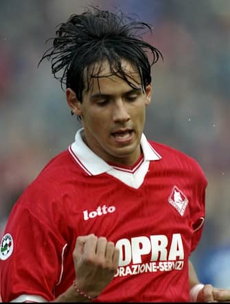 18 Oct 1998:  Simone Inzaghi of Piacenza celebrates during the Seire A match against Sampdoria at the Stadio Galleana in Piacenza, Italy. Piacenza won the gane 4-1. \ Mandatory Credit: Allsport UK /Allsport
