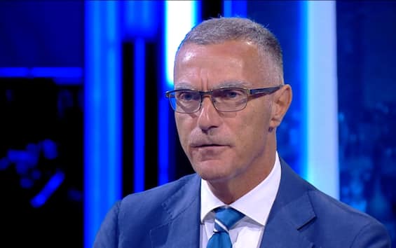 https://static.sky.it/editorialimages/fcd5c0ad9401b1689bb1b1a1e2c06b93dd761c2b/skysport/it/calcio/serie-a/video/2025/08/31/inter-udinese-bergomi-commento-1032863/chivu.jpg?im=Resize,width=565
