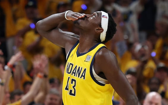 https://static.sky.it/editorialimages/fd6e047dbf23c1d012b23ea424142486273495d8/skysport/it/nba/2025/06/14/nba-finals-siakam-gara-4-precedenti/pascal_siakam_getty_indiana_pacers_1.jpg?im=Resize,width=565