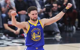 CHICAGO, IL - JANUARY 12: Klay Thompson #11 of the Golden State Warriors reacts after a play during the second half against the Chicago Bulls at the United Center on January 12, 2024 in Chicago, Illinois. (Photo by Melissa Tamez/Icon Sportswire via Getty Images)