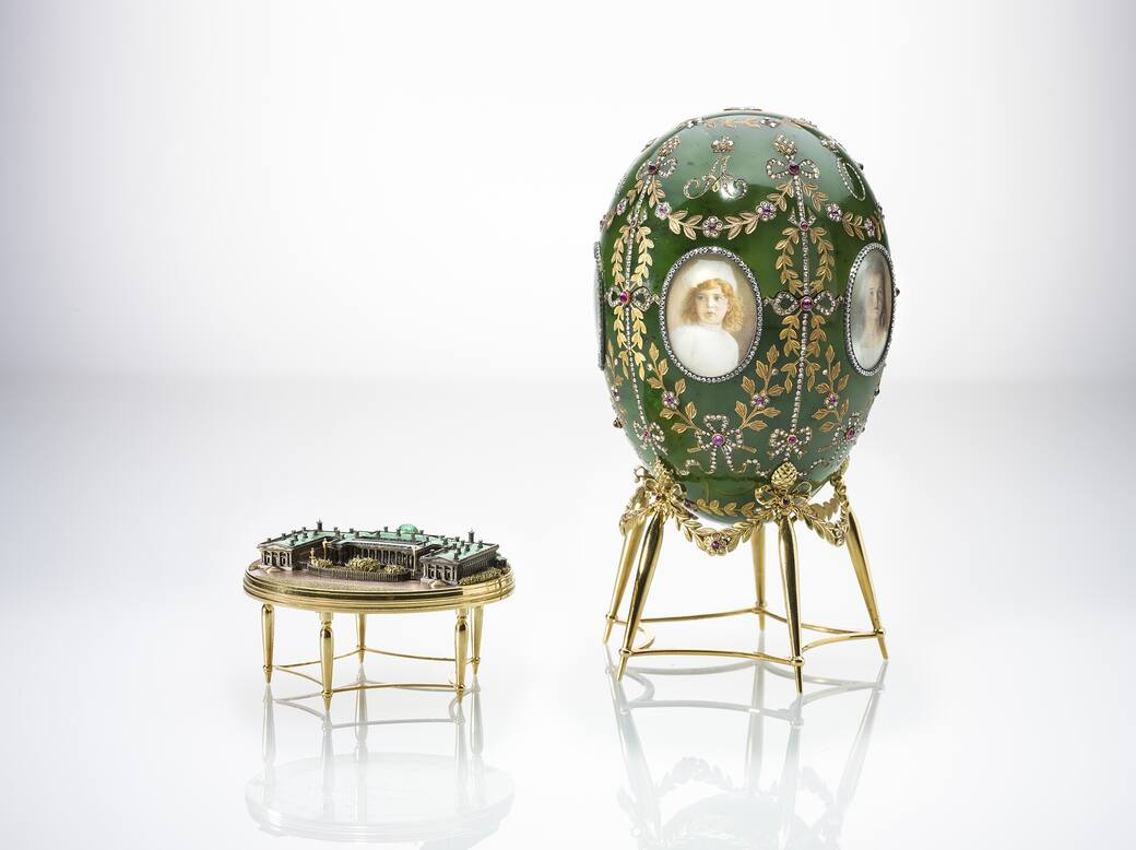 The_Alexander_Palace_Egg_Fabergé._Chief_Workmaster_Henrik_Wigstrom_1908_©_The_Moscow_Kremlin_Museums.jpeg