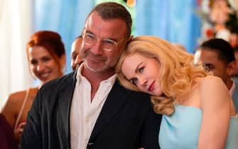 The Perfect Couple. (L to R) Liev Schreiber as Tag Winbury, Nicole Kidman as Greer Winbury in episode 101 of The Perfect Couple. Cr. Hilary Bronwyn Gayle/Netflix © 2024