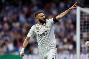 epa10672086 (FILE) Real Madrid's striker Karim Benzema celebrates after scoring the 1-0 during the Spanish LaLiga soccer match between Real Madrid and Rayo Vallecano, in Madrid, Spain, 24 May 2023 (reissued 04 June 2023).  Real Madrid on 04 june 2023 announced in a statement French player Karim Benzema and the club have reached an agreement for the player to leave the team.  EPA/RODRIGO JIMENEZ