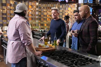 MASTERCHEF: L-R: Contestant Kyle with host/judge Gordon Ramsay and judges Aarón Sánchez and Joe Bastianich in the “State Fair” episode of MASTERCHEF airing Wednesday, June 21 (8:00-9:02 PM ET/PT) on FOX. © 2023 FOXMEDIA LLC. Cr: FOX.