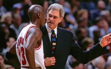 PHIL JACKSON (CHICAGO)