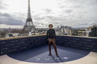 PARIS, FRANCE - FEBRUARY 12: Timothee Chalamet attends the "Dune 2" Photocall at Shangri La Hotel on February 12, 2024 in Paris, France. (Photo by Marc Piasecki/Getty Images)
