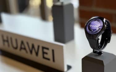 HUAWEI Watch 5
