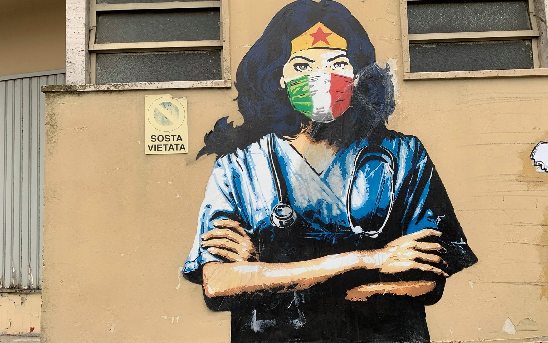 Il murale con la Wonder Woman anti  Covid a Codogno