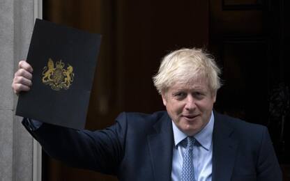 Brexit, Johnson insiste: divorzio il 31 ottobre. Corbyn: “Si dimetta”