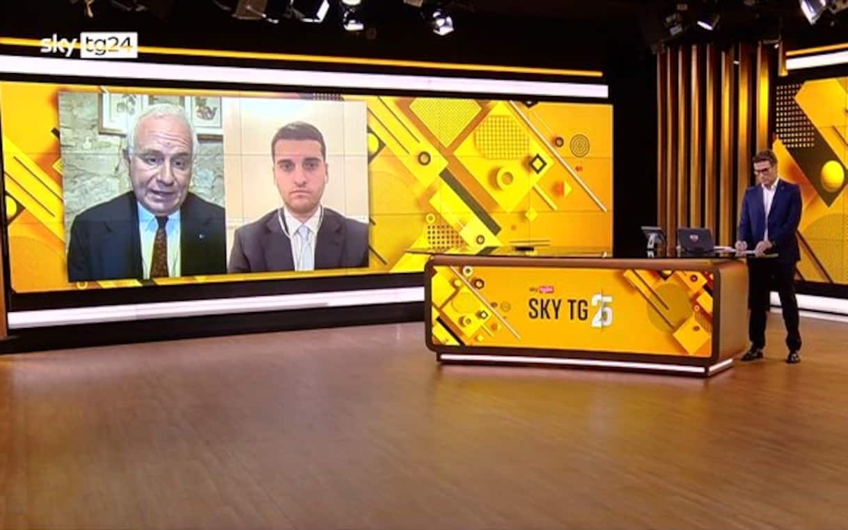 "A destra di Dio", la nuova puntata di Sky TG25