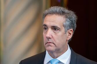 Michael Cohen, ex avvocato fixer di Donald Trump, ha confermato in aula che il tycoon gli chiese di occuparsi anche della storia di Stormy Daniels