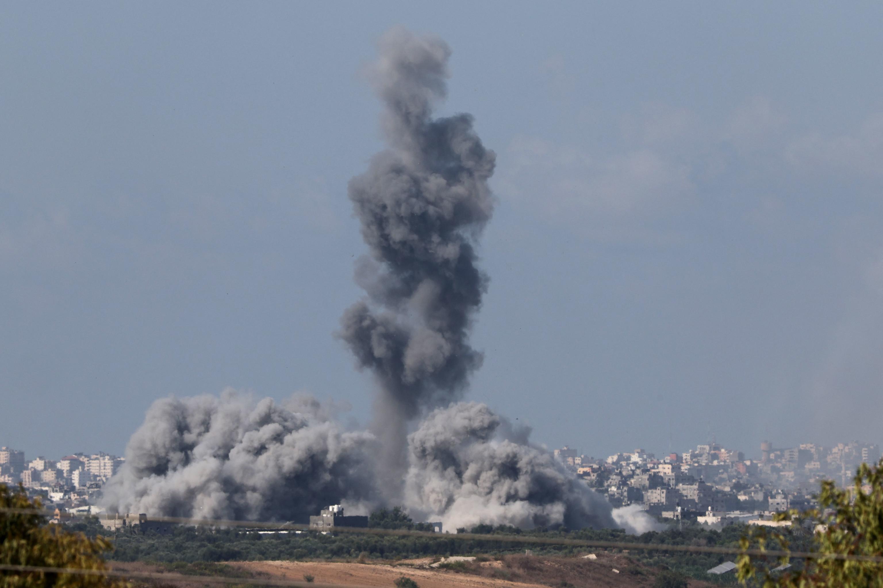 Foto della Striscia di Gaza scattata dal confine israeliano