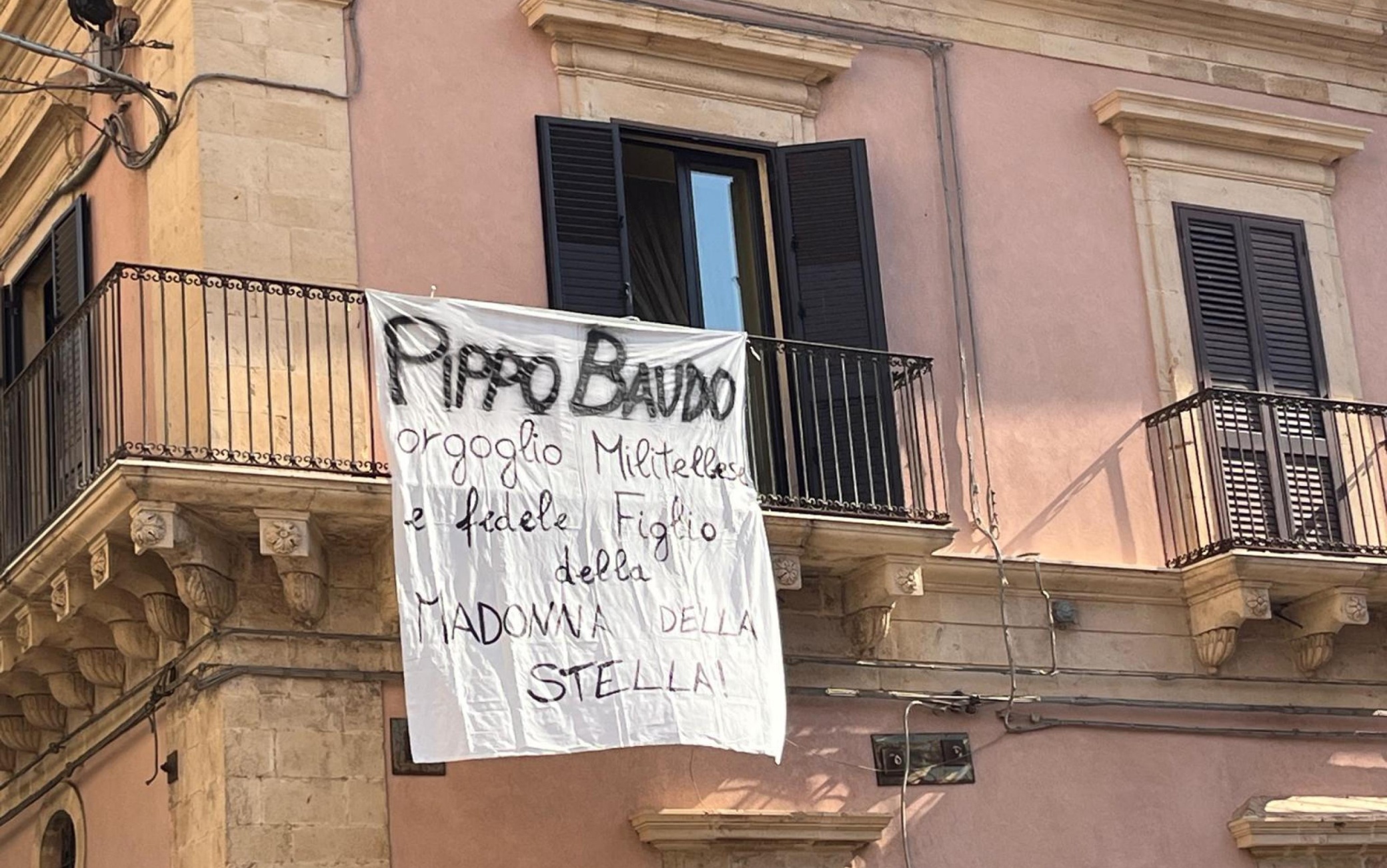 striscione per pippo baudo