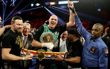 Fury batte Wilder per ko: nuovo campione massimi