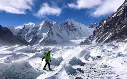 K2, dispersi tre alpinisti. Salva un'italiana
