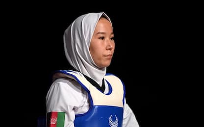 Talebani vietano sport a donne: "Non è necessario"