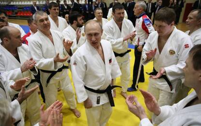 Federazione internazionale judo sospende Putin