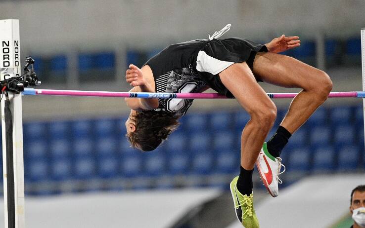 Atletica Salto In Alto A Torun Tamberi Vola A 2 34 Metri Sky Sport