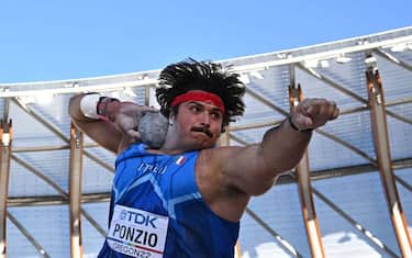 Italy's Nick Ponzio competes in the men's shot put final during the World Athletics Championships at Hayward Field in Eugene, Oregon on July 17, 2022. (Photo by Ben Stansall / AFP) (Photo by BEN STANSALL/AFP via Getty Images)