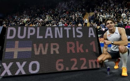 Nuovo record del mondo per Duplantis: salta 6.22 