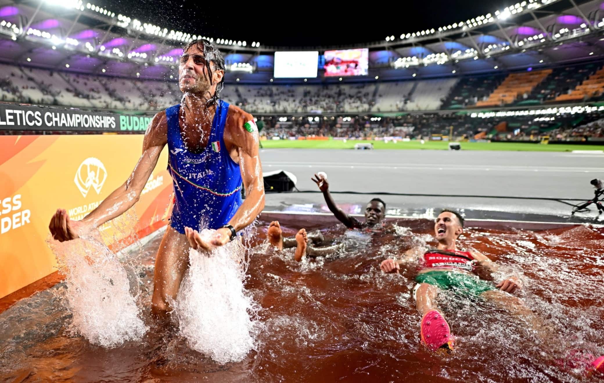 Mondiali atletica, Tamberi oro anche nel fair play applaude e consola