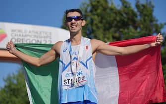 24 July 2022, US, Eugene: Athletics: World Championship, 35km walking, Massimo Stano (Italy) wins . Photo: Michael Kappeler/dpa
