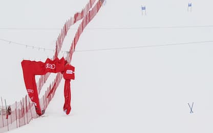 St. Moritz, superG donne annullato per il maltempo