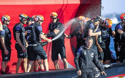 Champagne e abbracci: New Zealand, che festa! FOTO